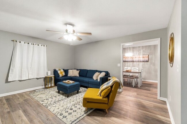 Building Photo - 1207 Timbers Ln
