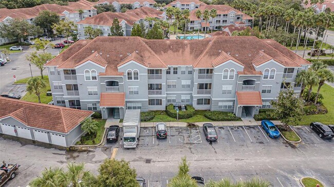 Building Photo - 18001 Richmond Pl Dr