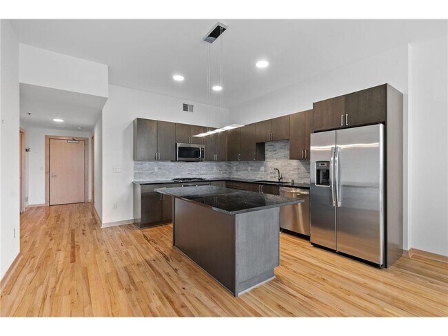 Building Photo - 1240 S 2nd St