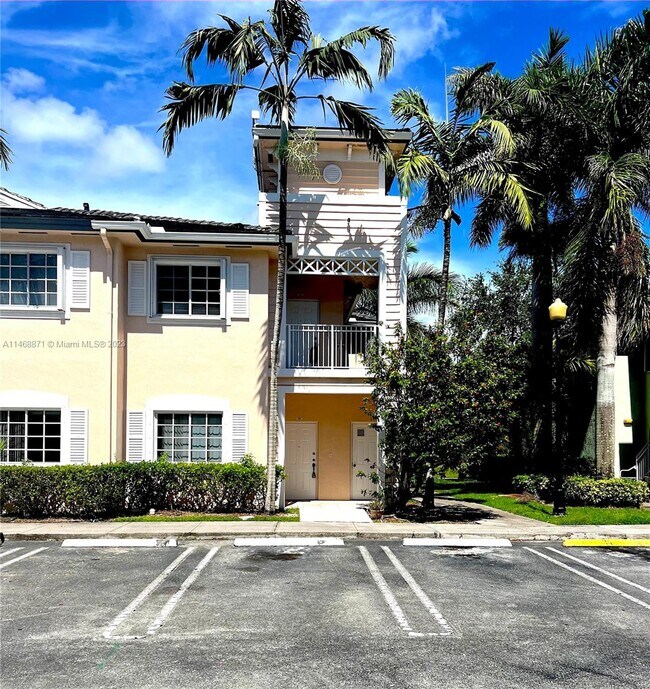 Primary Photo - 2665 NE 4th St