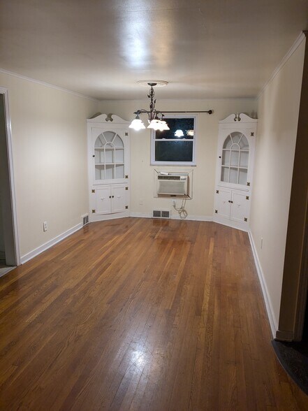 Building Photo - 920 S Braddock Ave