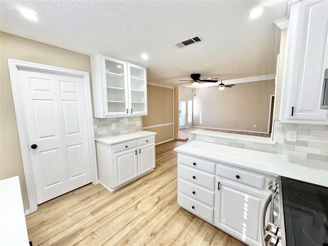 Building Photo - 204 Pear Tree Pl