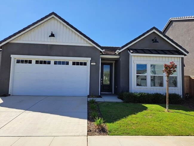 Building Photo - Move in Special: $500 Off Your First Month...