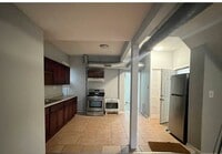 Building Photo - 1241 N Ashland Ave