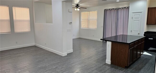Building Photo - 7451 Benlomond Ave