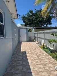 Building Photo - 10011 SW 164th Terrace