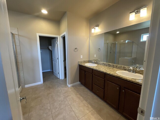 Building Photo - 522 San Carlos Dr