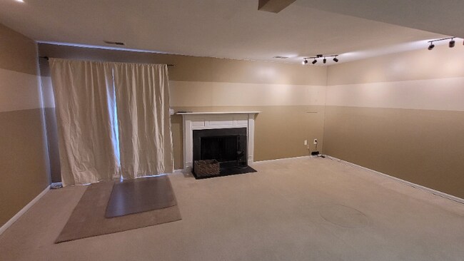 Building Photo - 11616 Summer Oak Dr