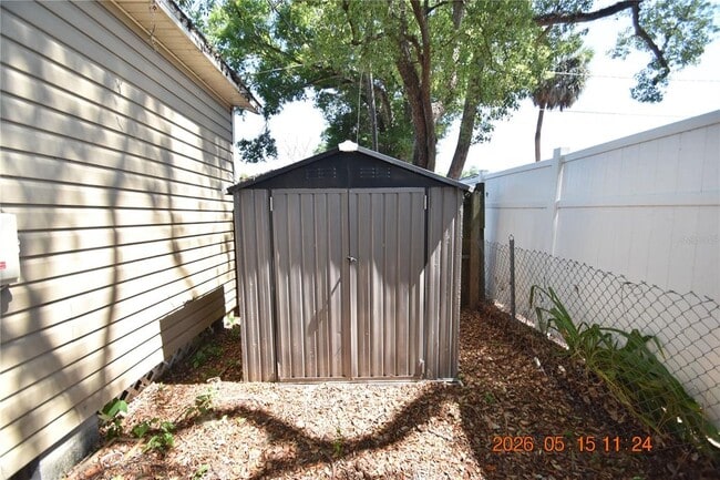 Building Photo - 1501 E Palifox St