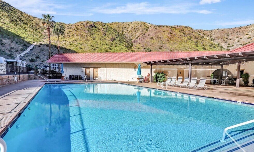 Building Photo - 69333 E Palm Canyon Dr
