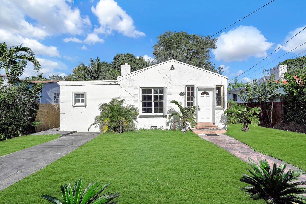 Building Photo - 47 NW 45th Ave