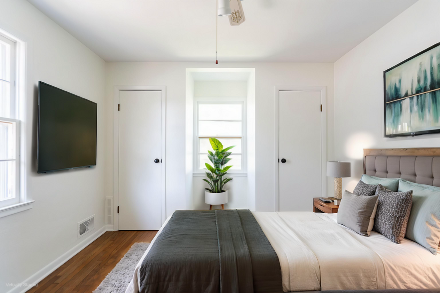 Bedroom 2 - 370 N Bazil Ave