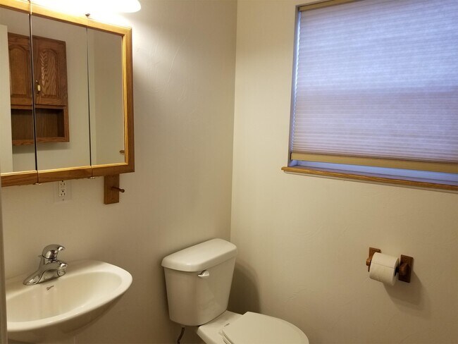 Building Photo - 1408 Wyoming St