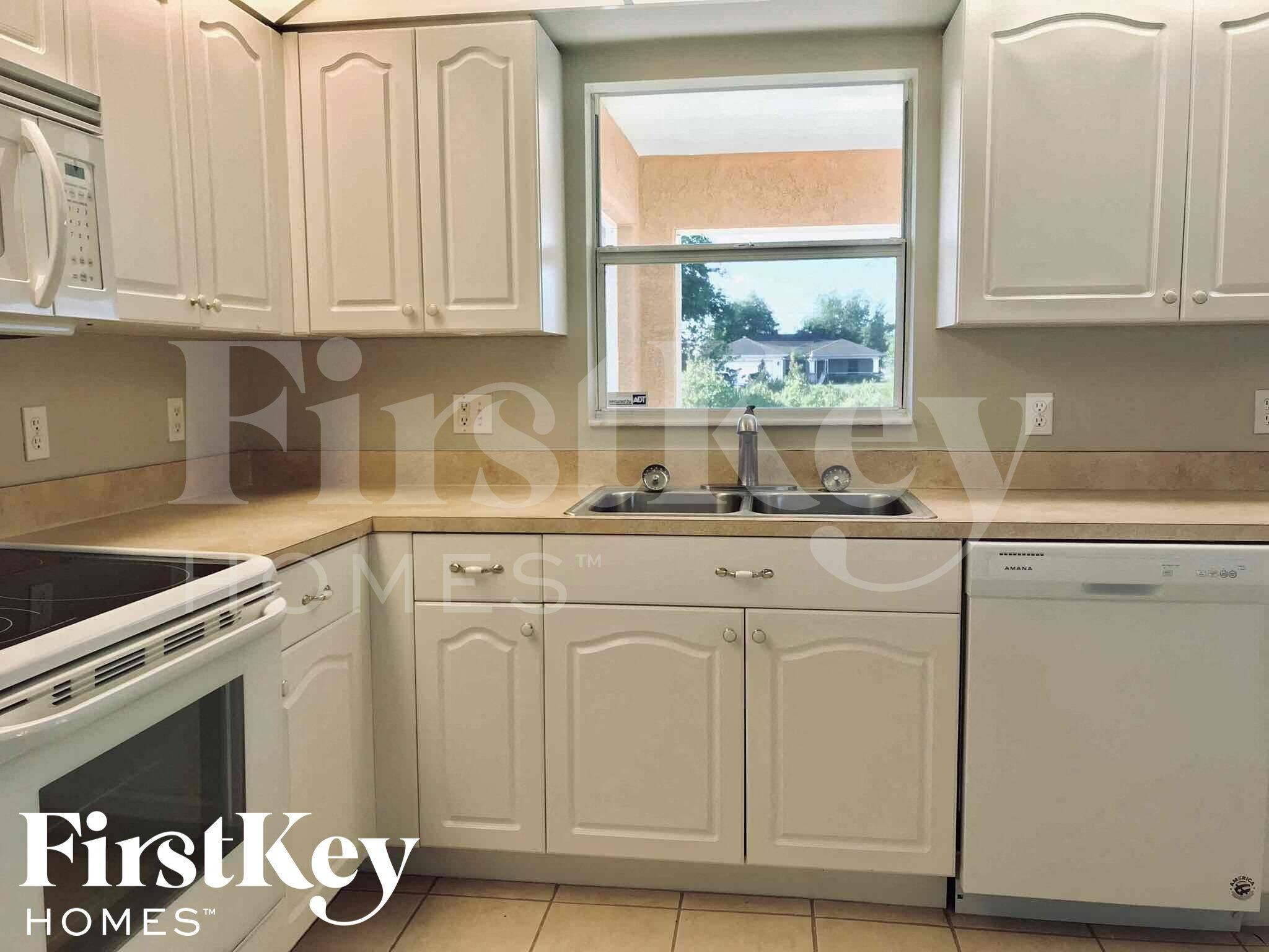 Building Photo - 3807 25th St SW