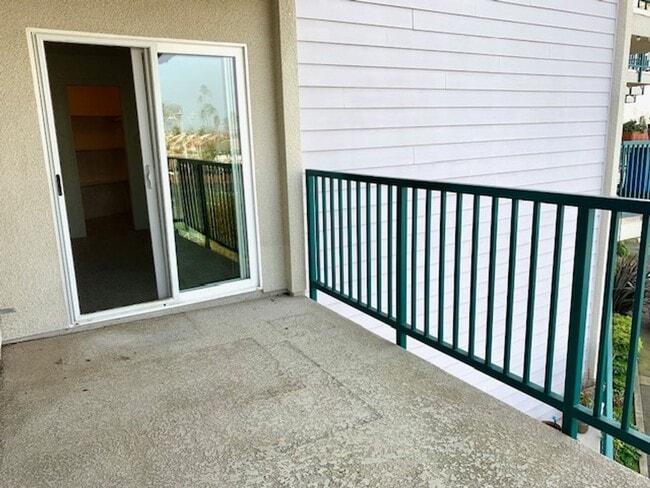 Building Photo - 2901 Peninsula Rd