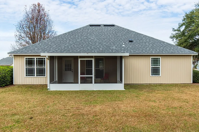 Building Photo - Spacious 3-Bedroom Home with Covered Porch...