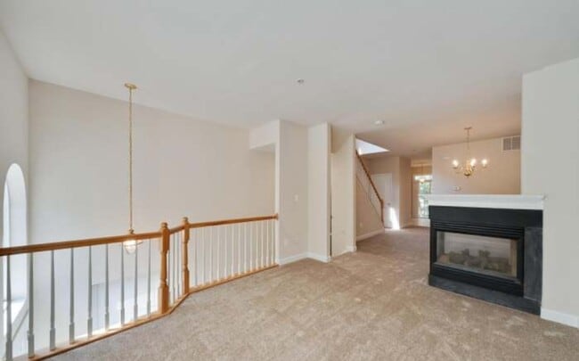 Building Photo - 8026 Pennington Dr