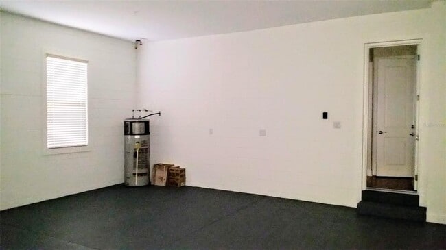 Building Photo - 13791 Benavente Ave