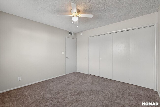 Building Photo - 6502 N 17th Ave