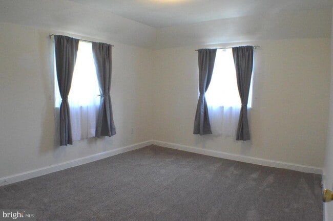 Building Photo - 4600 3rd St N