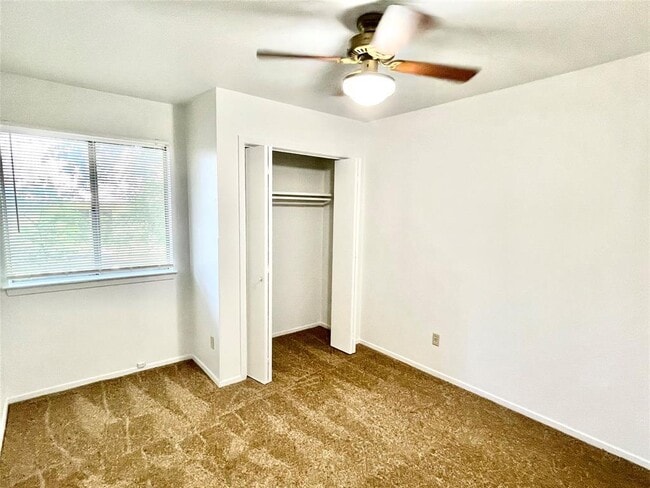 Building Photo - 1802 Prairie Knoll Ct