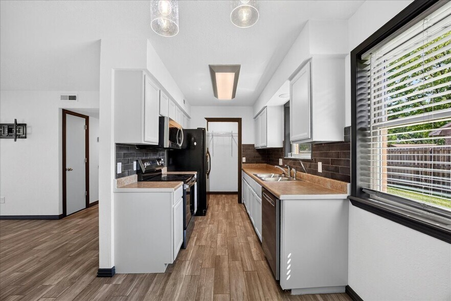 Building Photo - 2508 Purdue Cir