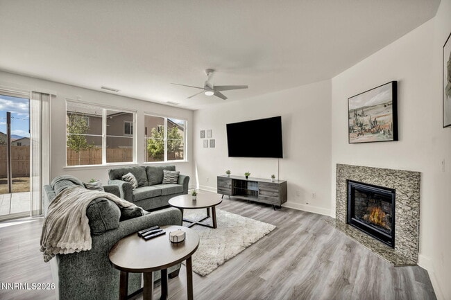 Building Photo - 10677 Foxberry Park Dr