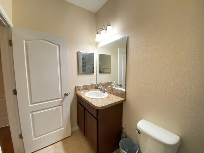 Building Photo - 2555 Carrickton Cir