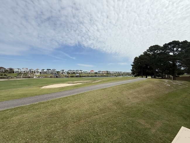 Building Photo - 4016 Fairway Lakes Dr