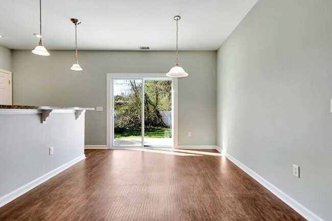 Building Photo - 850 Canyon Oak Loop
