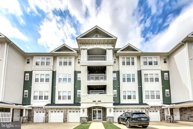 Building Photo - 13901 Belle Chasse Blvd