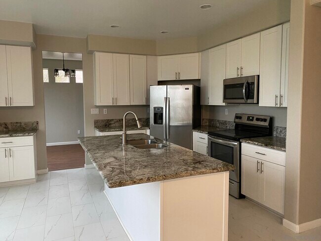 Building Photo - 5269 Setting Sun Way