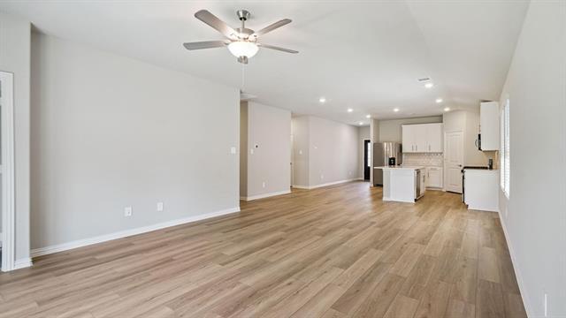 Building Photo - 821 Sunflower Rd