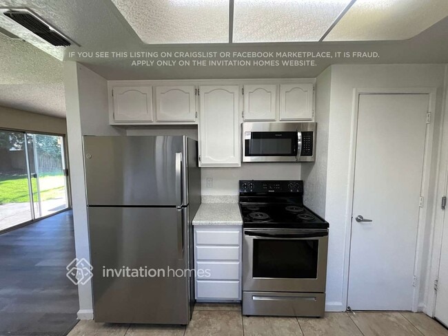 Building Photo - 2906 Erin Dr