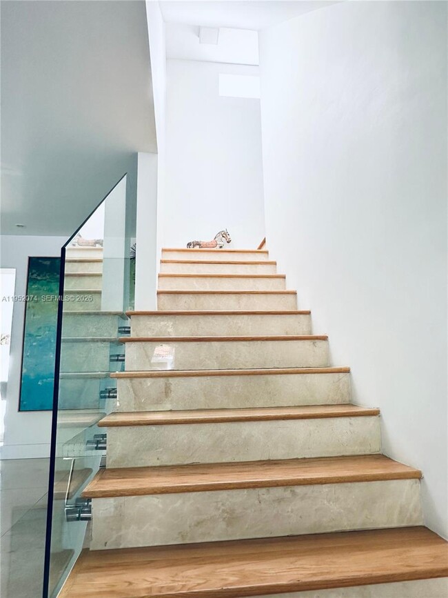 Building Photo - 1430 Baracoa Ave