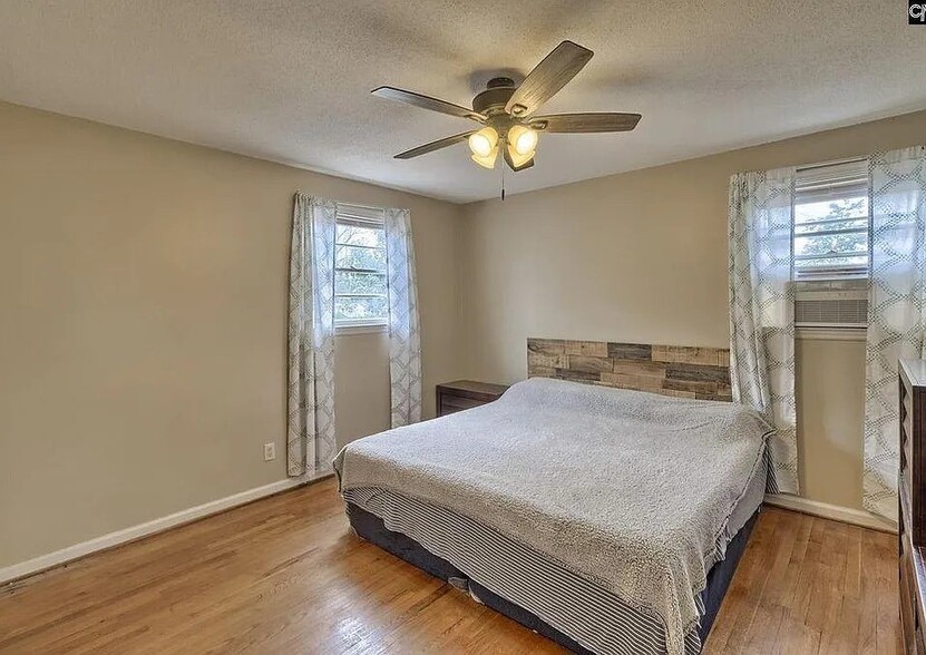 Master Bedroom - 709 Planters Dr