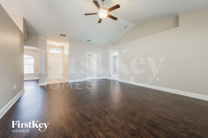 Building Photo - 1581 Lemon Ave