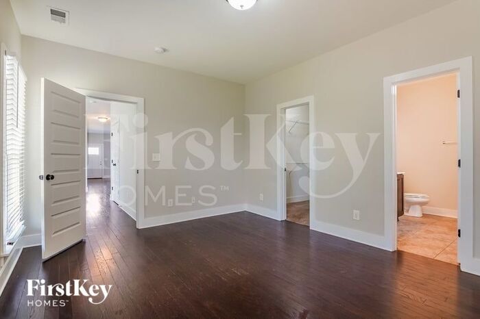 Building Photo - 4889 Mountain Gap Dr