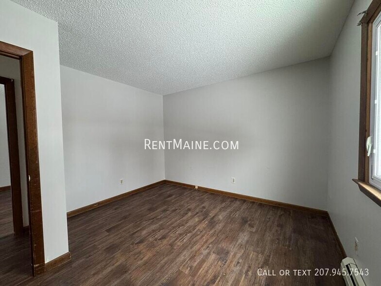 Building Photo - 14 Rancourt Ave