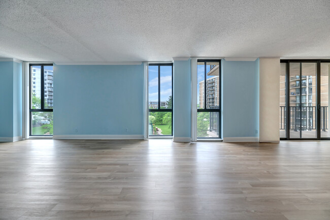 Building Photo - 6800 Fleetwood Rd