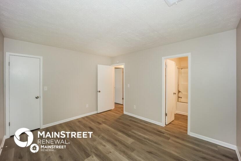 Building Photo - 7767 Park Ln