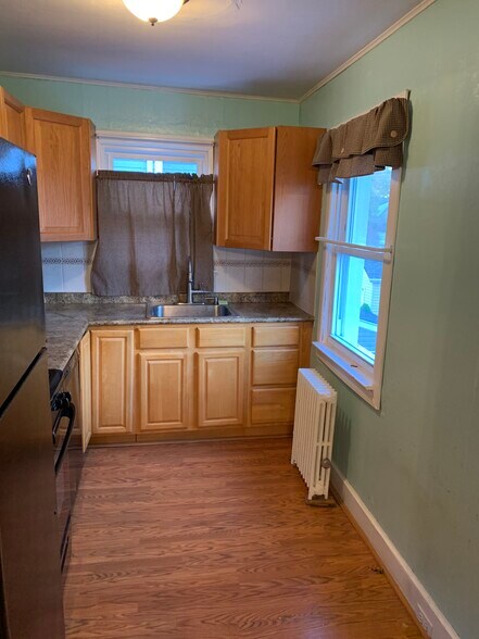 Building Photo - 57 Vanderbilt Ave