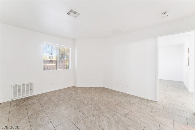 Building Photo - 3683 Lucido Dr