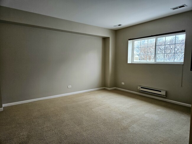 Building Photo - 24403 John Adams Dr