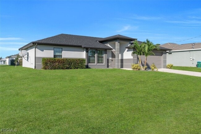 Building Photo - 919 NE 35th Ln