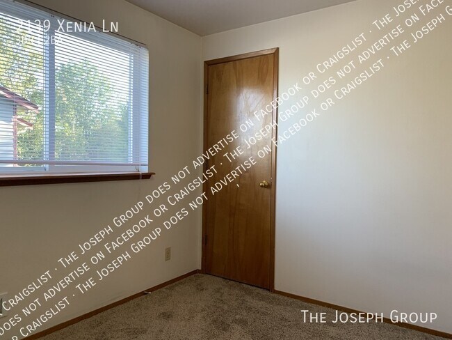 Building Photo - 2139 W Xenia Ln
