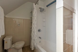 Building Photo - 1121 S East Ave