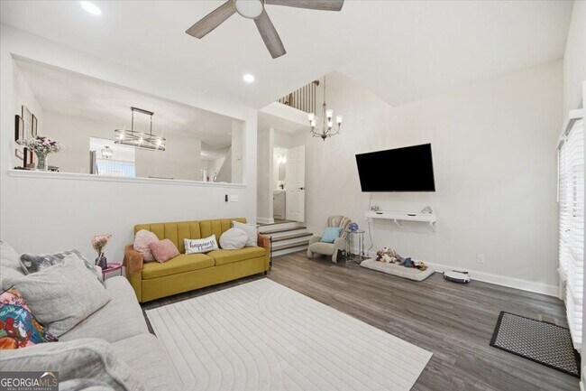 Building Photo - 220 Yuba Walk