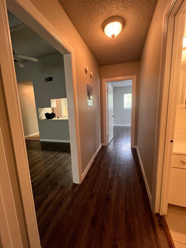 Building Photo - 1514 Forest Trail