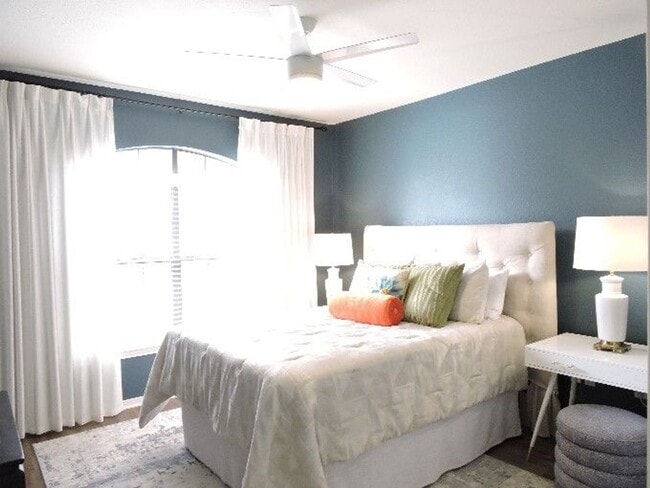 Building Photo - Beautiful furnished and equipped One bedroom/One Bath Condo - The Reserve at Cedar Lodge